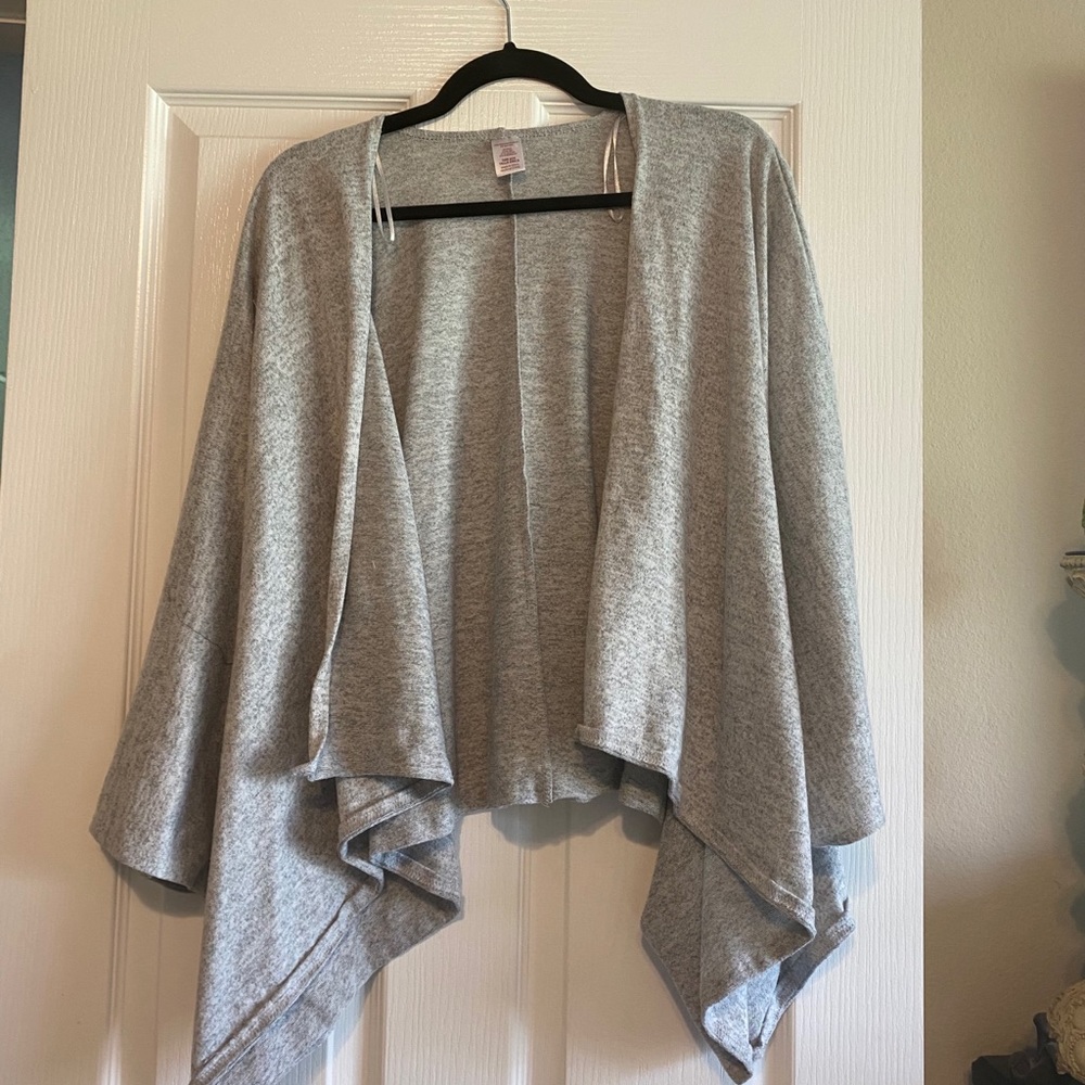 Heathered, light grey open front cover-up